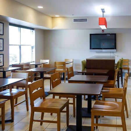 Country Inn & Suites By Radisson, Washington, Dc East - Capitol Heights, Md Luaran gambar